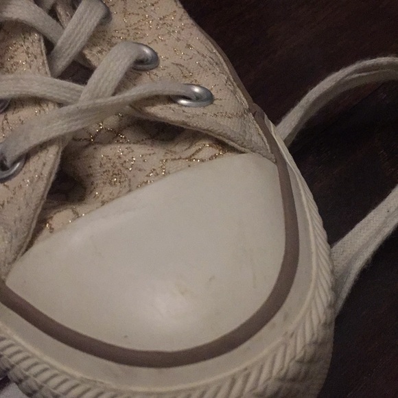 Gold patterned converse - Picture 3 of 8